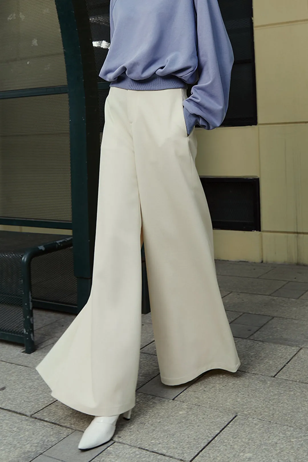 A-line wide-leg pants | Beige wide-leg pants | Casual slacks