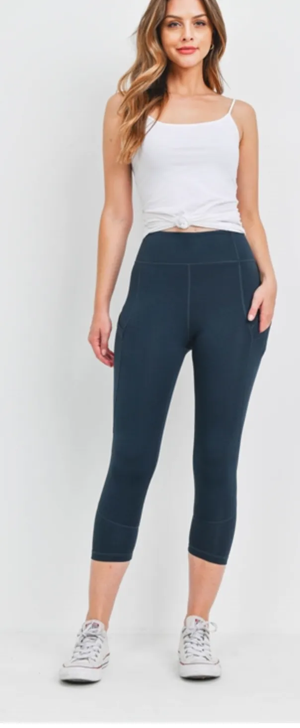 Active Capri Yoga (more colors)