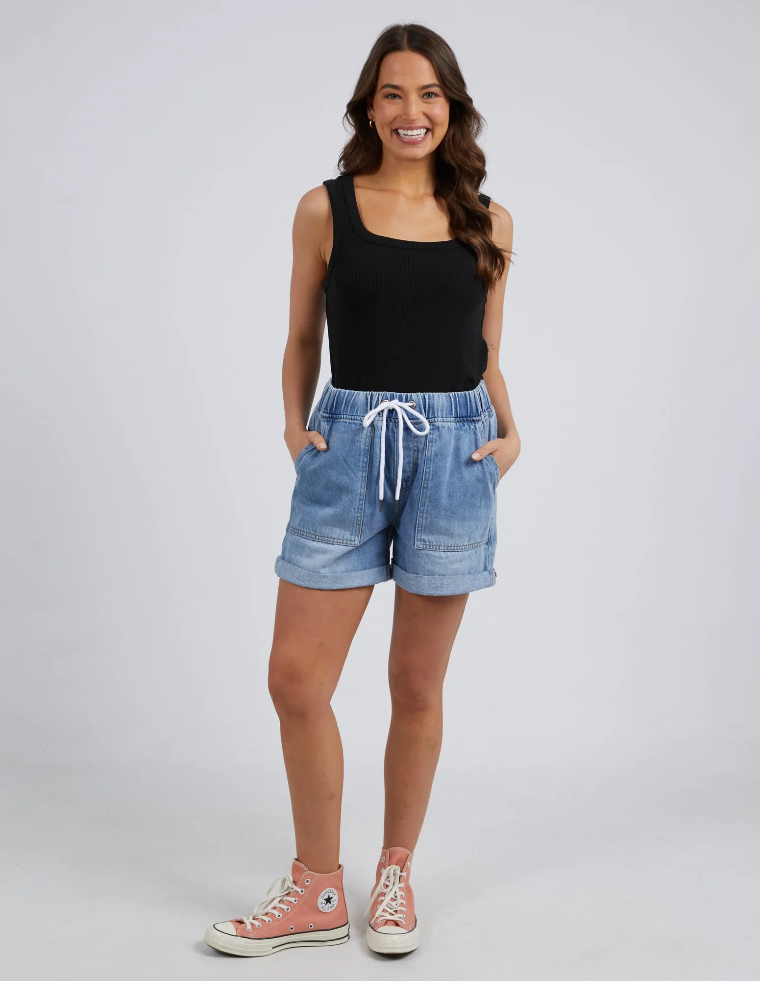 Emma Relaxed Denim Short Mid Blue Wash