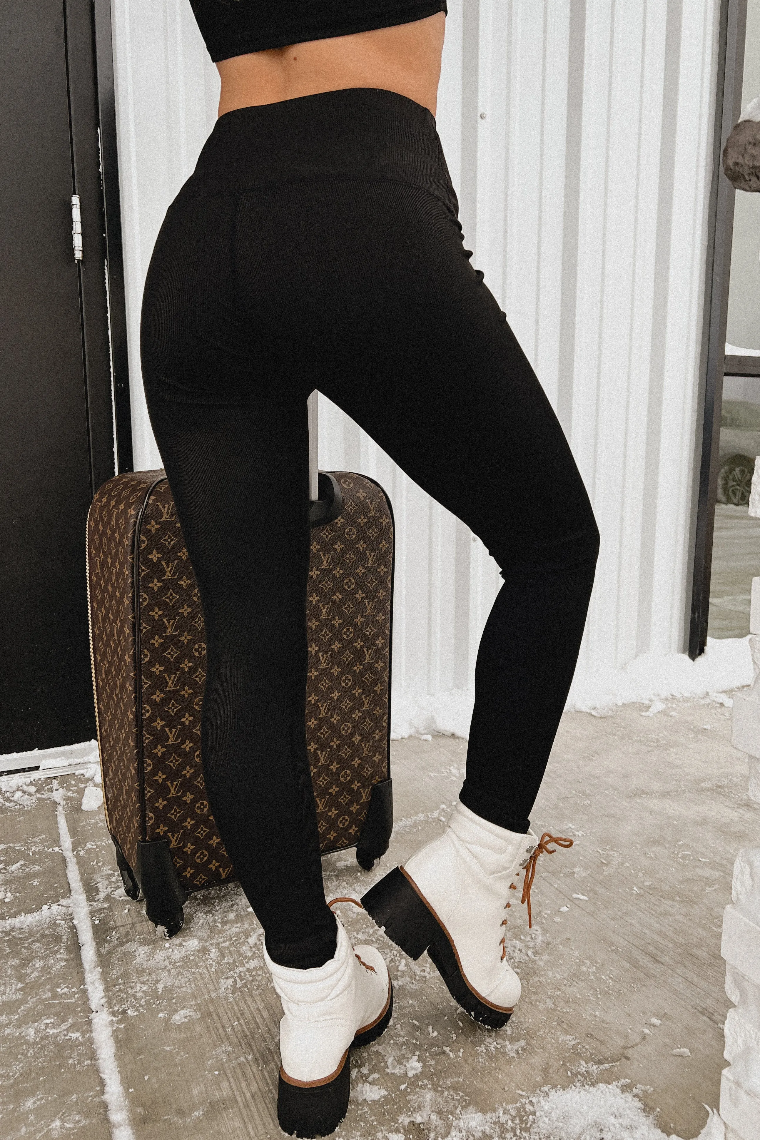 Jump To It Ribbed High Waisted Leggings (Black)